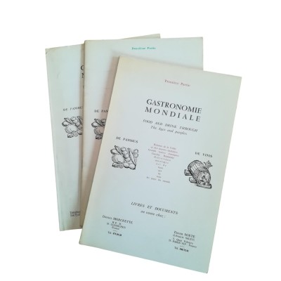 Gastronomie mondiale : food and drink through the ages and peoples : histoire de la table et des moeurs épulaires