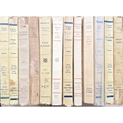 Lot de 12 ouvrages